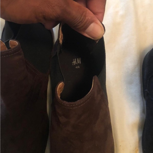 Different pairs of shoes!! All for $250.00! - Picture 8 of 8